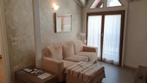 Apartment in Piazza Granda - Image 2