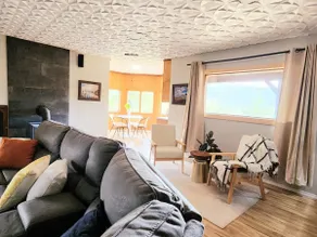 The Birdhouse Retreat| Views & Hot Tub - Image 3