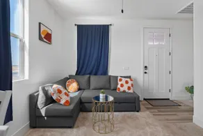 Executive Suite • AC • Fast WiFi • Secure Sleeps 3 - Image 3