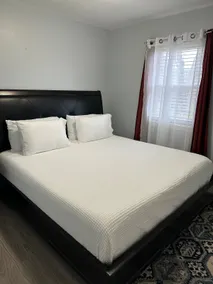 A Home for guests on Budget. - Image 5