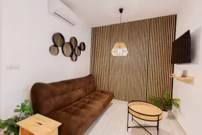 Bright 1-Bedroom with Ensuite in Puerta del Ángel - Image 4