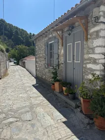 Kalyvaki - Image 5