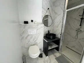 Studio Premium - Image 3