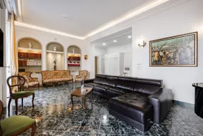 The one - Luxury Seaview with Piano - Image 3