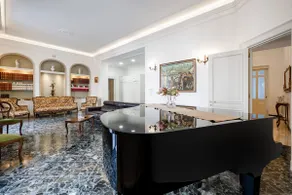 The one - Luxury Seaview with Piano - Image 2