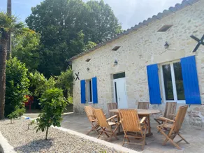 Villa surrounded by nature with pool and beach volleyball - Image 3