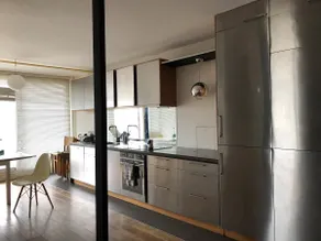 Big, bright modernist flat - Image 5