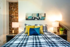 Wonderful Loft in Historic DT Unit 4 5137 - Image 3