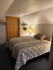 The Mill Pond Apartment - .5mi to Downtown Hayward - Image 4