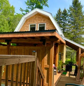 Waterfront cottage, wood stove, hot tub! - Image 4