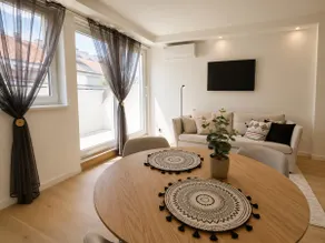 City & Terrace | JOS16 - Image 2