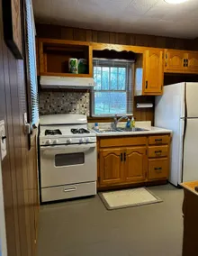 The Getaway-3 Bed, 2 Bath, King Bed. Sleeps 6-10 - Image 3