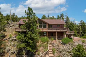 Antler Ridge Ridgehouse - Image 3