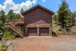Antler Ridge Ridgehouse - Image 5