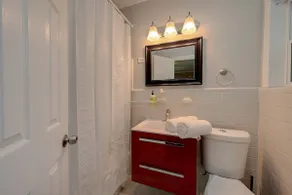 NRG stadium Magnolia duplex - Image 3