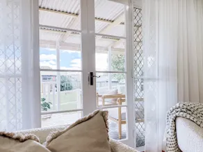 Jacaranda Cottage - Charming, Central & Family Friendly - Image 3