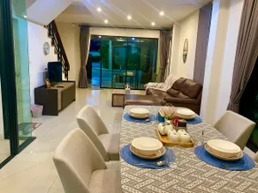 Modern & Peacefull home 4BR 5mins from Airport - Image 3