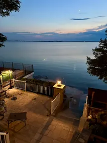 Private Waterfront Cottage at Lake Simcoe - Image 3