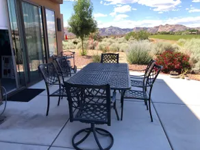 Luxe 4BR w/ Canyon Views - 3 King Beds & Hot Tub - Image 3