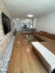 Claudia Radazul House - Image 3