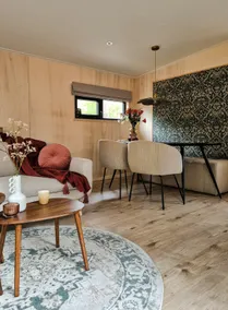 Stylish forest lodge with sauna, child-friendly - Image 2