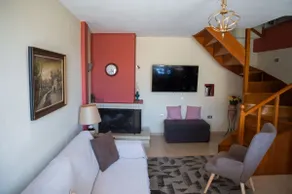 THE MANSION OF LENI - Image 3
