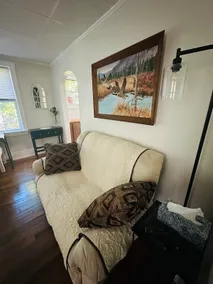 Cozy modern farmhouse - Image 4