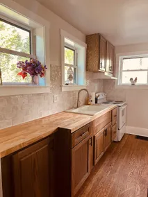 Cozy modern farmhouse - Image 3