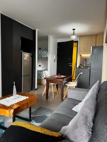 Beautiful apartment next to the lake - Image 2