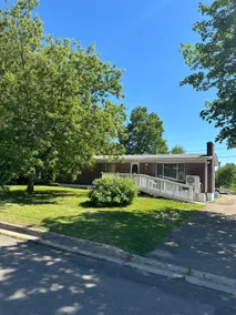 Bright 2BR Apt near Downtown | Free Parking |Bsmnt - Image 2