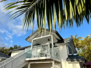 The Palms Beachside Retreat - Image 4