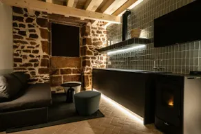 Design studio in Antiguo Palacio - Image 4