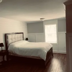 Quiet 12-Acre Country Home | Ideal Long Stays - Image 3