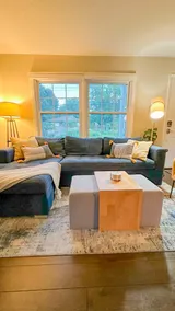 Lakefront hideaway in the city - Image 2