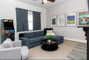 Prime 5-Bed: Hot Tub, PITT, CMU, Schenley Park - Image 2
