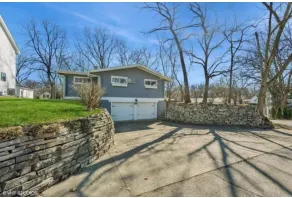 Williams Bay Hilltop Home - Image 3
