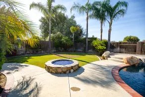 Spacious Home Beautiful NW Bakersfield(Pool Table) - Image 3