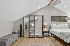 Midtown Charm: Loft & Private Parking—Perfect Spot - Image 3
