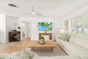 Downtown Stuarts Blue Palm Villa - Image 5