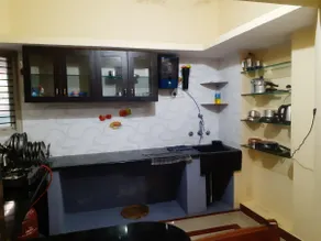 Park View, 4bhk(GF 2BHK+FF 2BHK),AC, City Centre . - Image 5