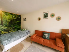 Jungle-themed studio - Image 3