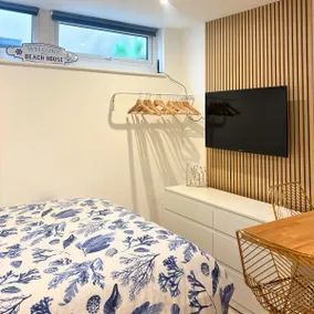 Saltwater Snug – Heart of Town & Near Beach - Image 5