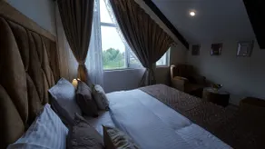 Walisons Homestay, Spirea | Modern 1-Bedroom - Image 5