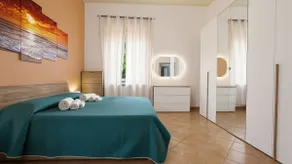 Villa with garden, wood-burning oven and total privacy - Image 5