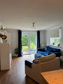 Cosy open plan first floor flat - Image 2