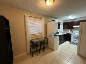 Cozy Suite - Your Tampa Retreat - Image 4