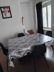 F3 apartment in downtown Mirecourt - Image 3