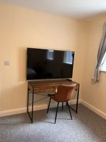 Easy Living Stays Burton on Trent - Image 5