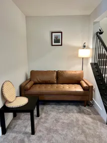 Spacious & Charming 1BR with King Bed - Image 5