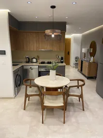 Luxury Apartment - 5 mins Mall, Corniche & Station - Image 5